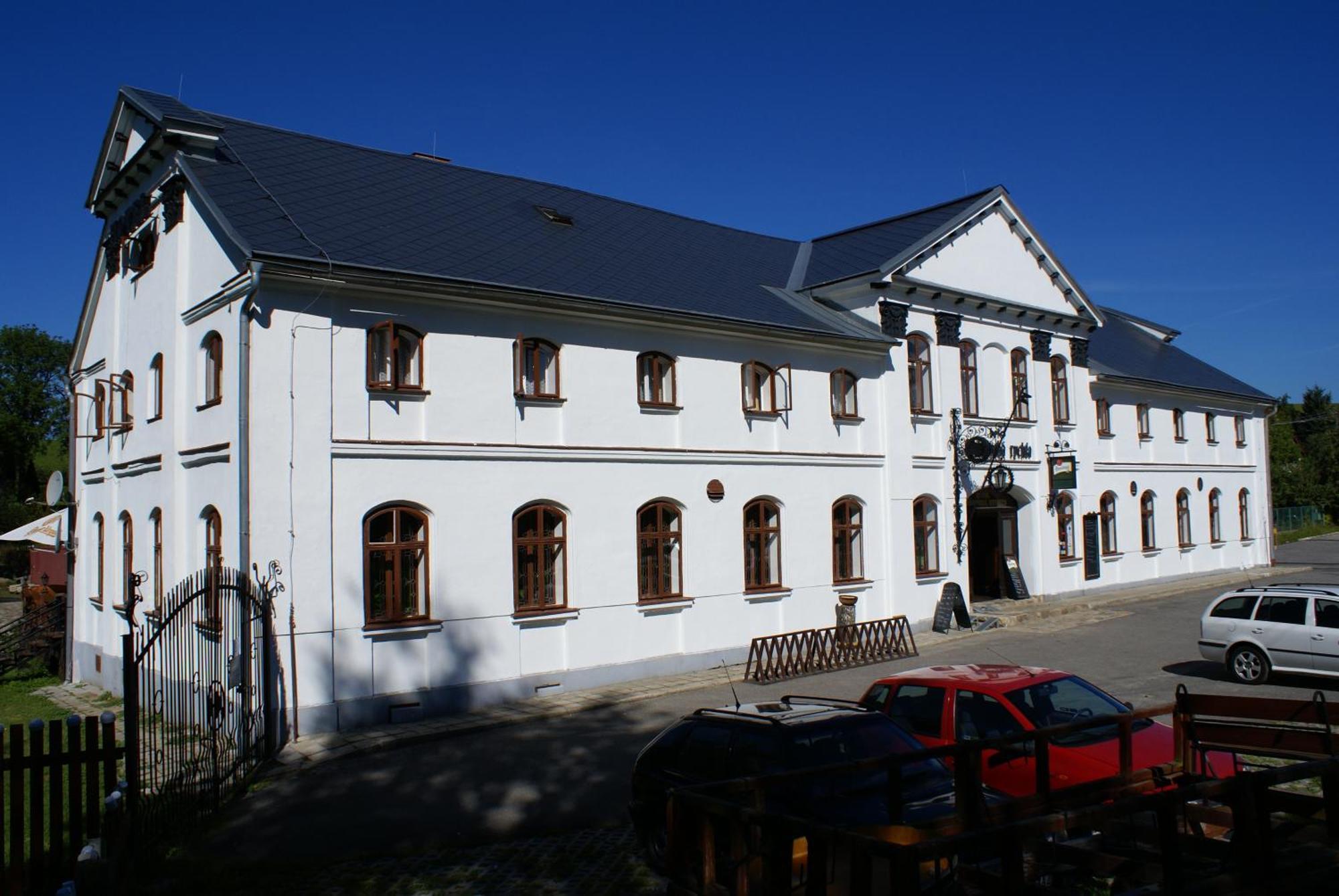 Marsovska Rychta Hotel Nove Mesto na Morave Buitenkant foto