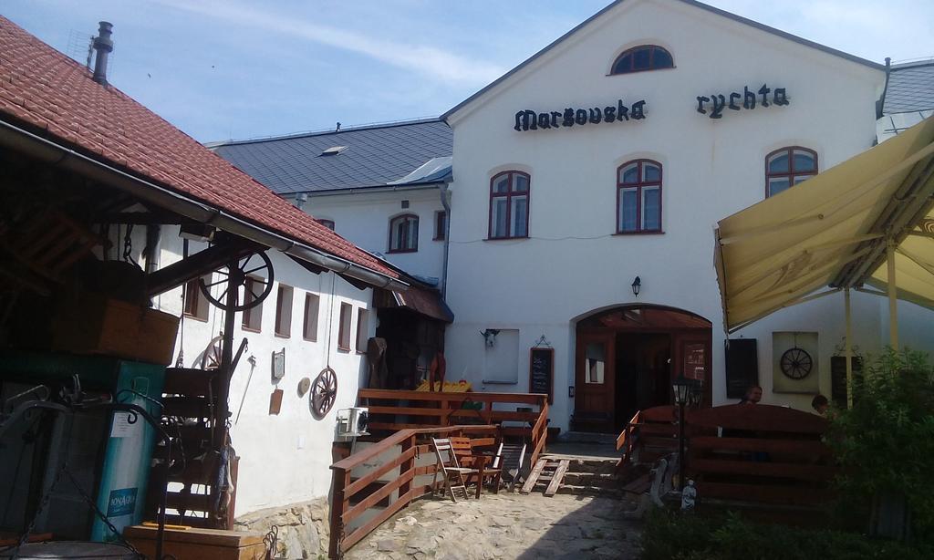 Marsovska Rychta Hotel Nove Mesto na Morave Buitenkant foto